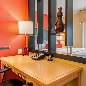 King Suite Mobility accessible